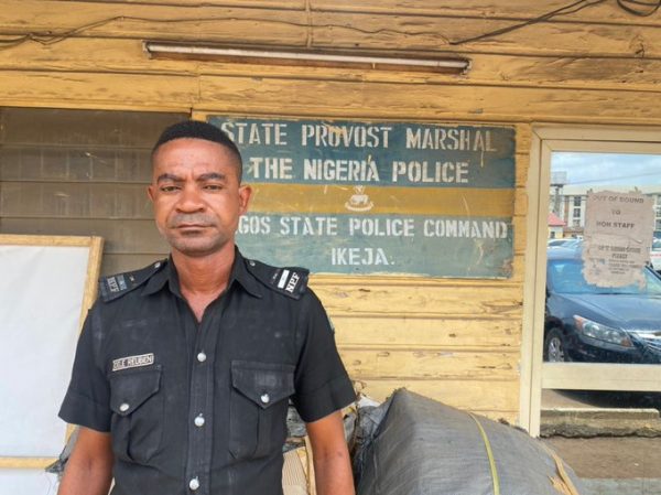 Police arrests officer harassing motorist over tinted glasses permit