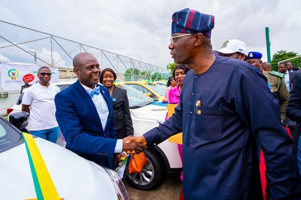Lagos rewards 13 outstanding teachers with brand new SUVs